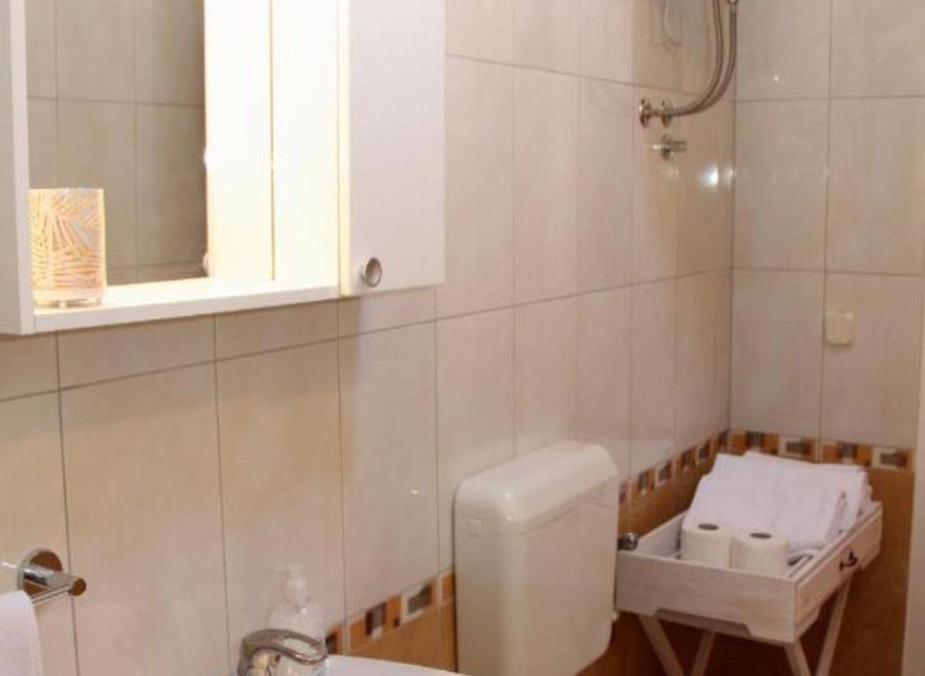 שיבניק Sunny Rooms And Suites מראה חיצוני תמונה