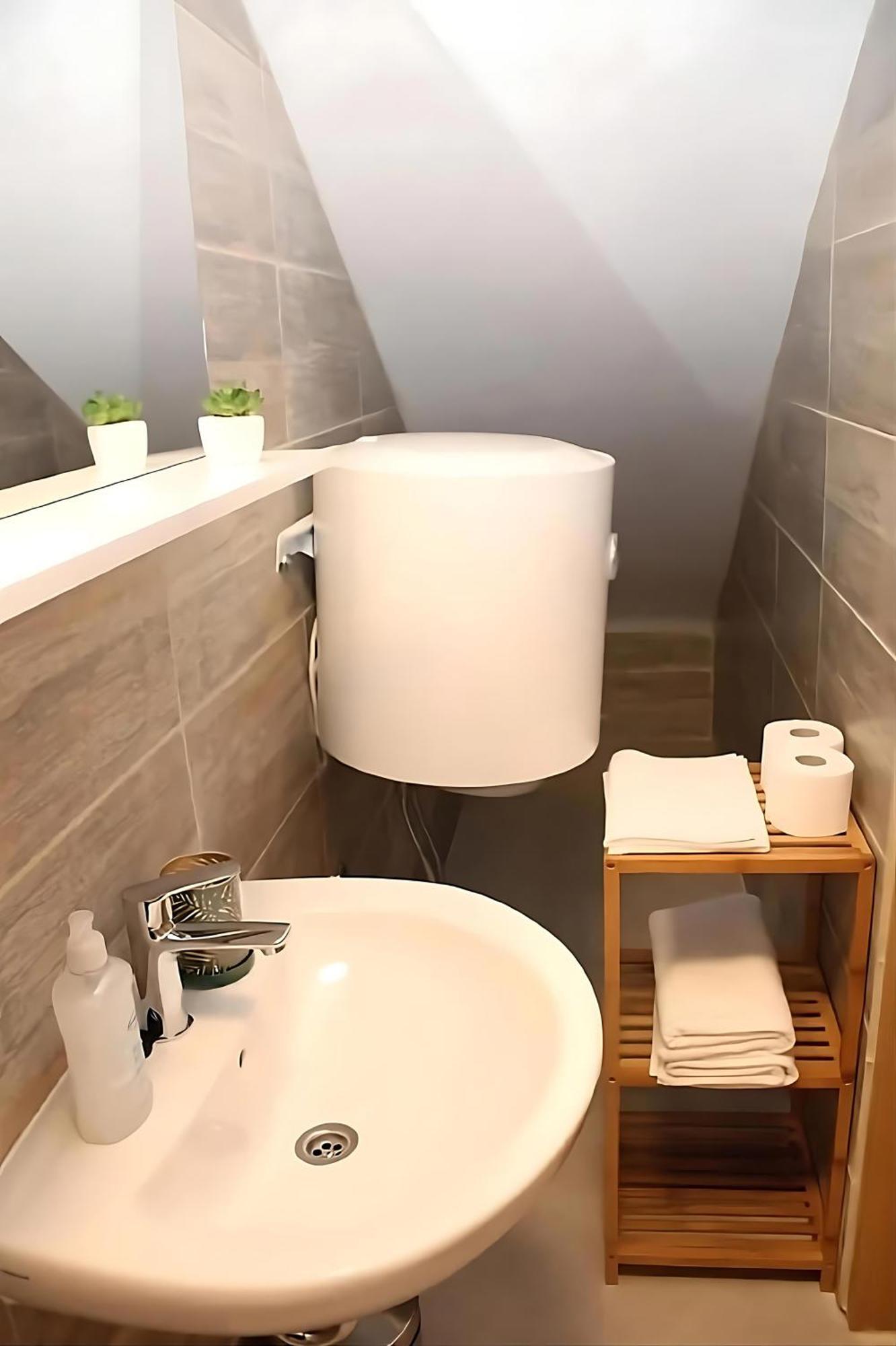 שיבניק Sunny Rooms And Suites מראה חיצוני תמונה