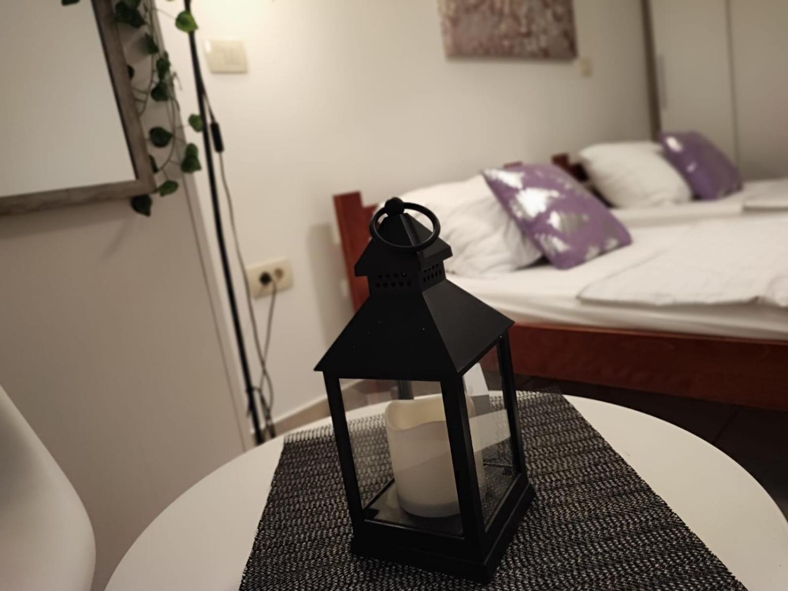 שיבניק Sunny Rooms And Suites מראה חיצוני תמונה